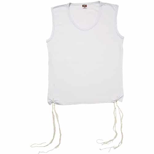 Vest Size L with Tzitzit under the supervision of Rabbi Levin